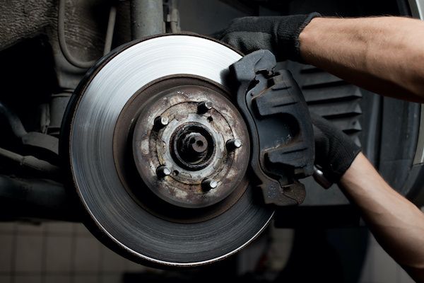 What's the Difference Between Brake Pads vs. Brake Rotors?