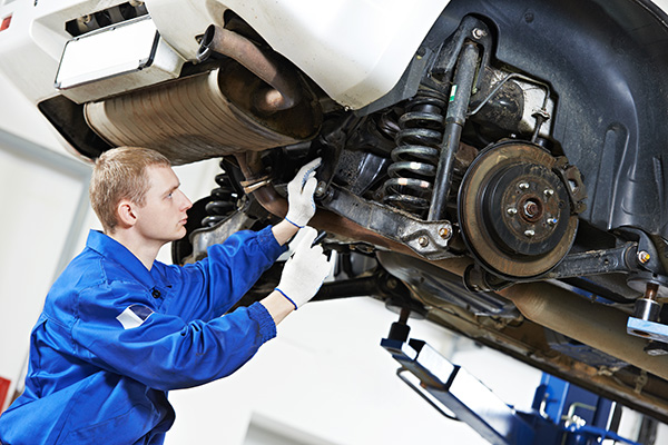 5 Clear Signs Your Vehicle’s Suspension Needs Attention