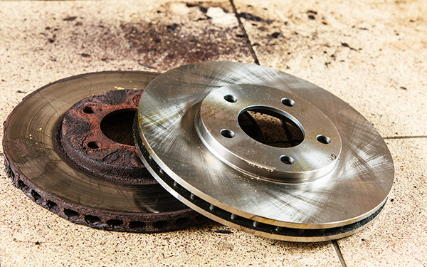 Is It Time to Replace My Vehicle’s Brake Rotors?
